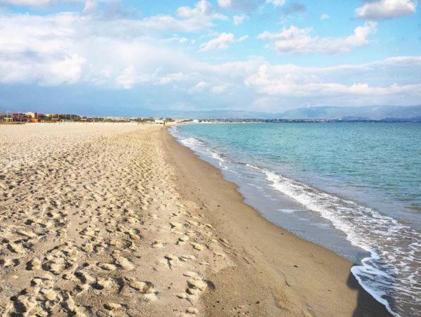 Appartamento DomoMea - Vespucci 4 Quartu SantʼElena Esterno foto